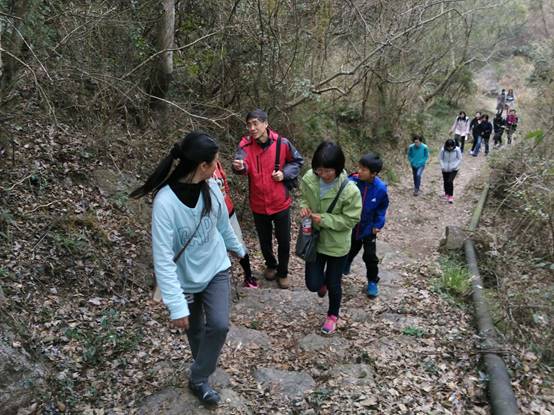 说明: E:\学校工会工作\第十一届工会工作存档\俱乐部活动日志\2017年度\春游\照片\IMG_20170318_091329_AO_HDR.jpg