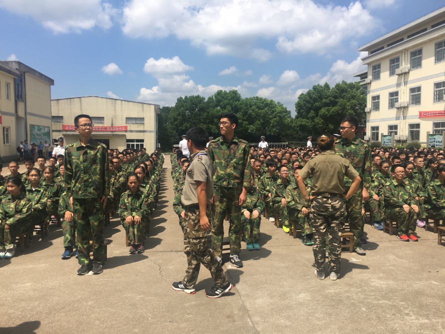 军训照片_宁波效实中学